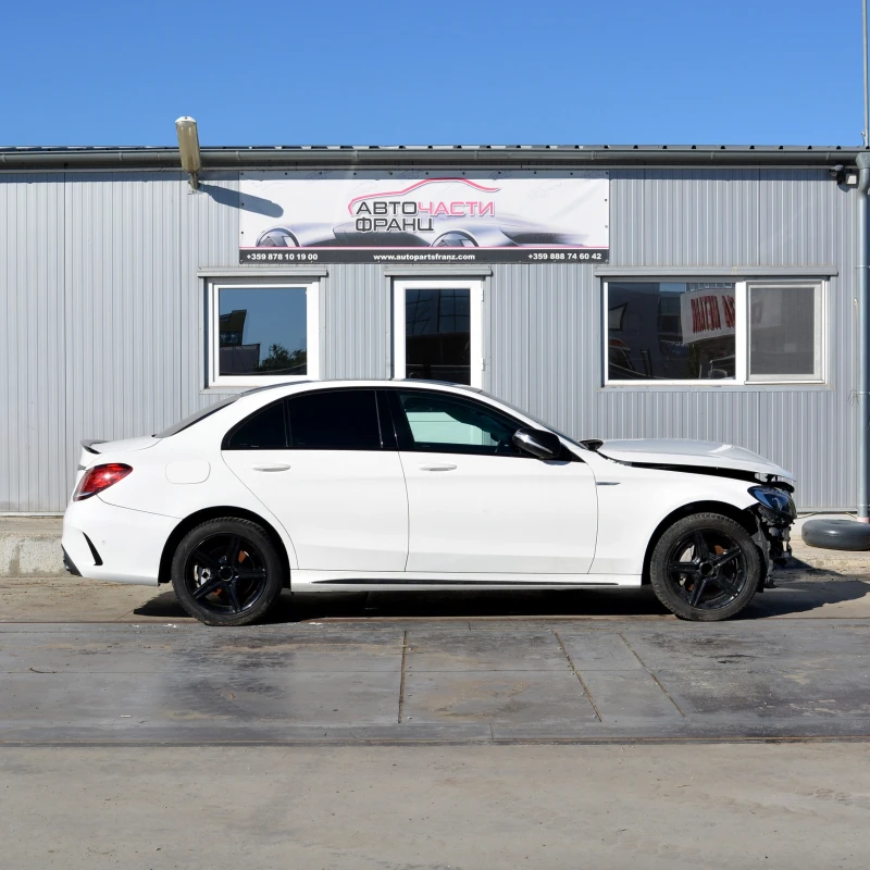 Mercedes-Benz C 180, снимка 2 - Автомобили и джипове - 52246954