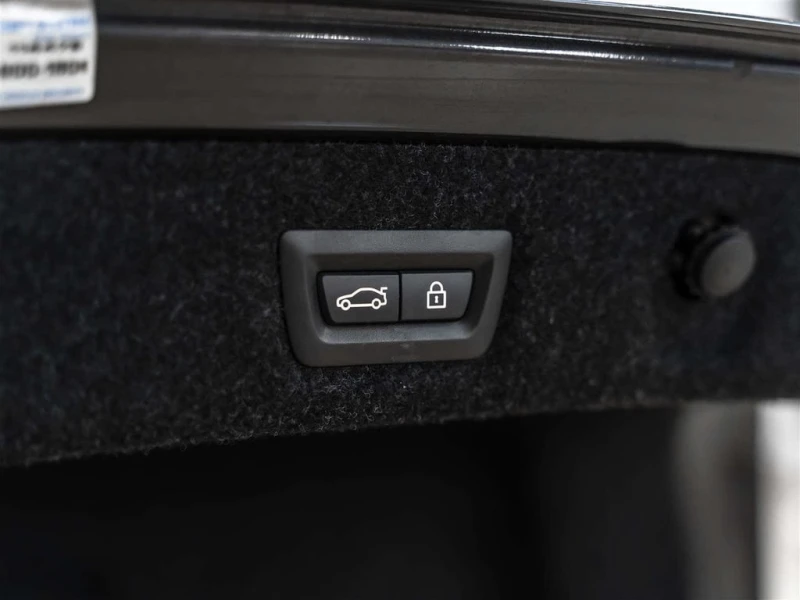 BMW 530 * xDrive * CARFAX * ЦЕНА ДО БГ, снимка 13 - Автомобили и джипове - 53166870