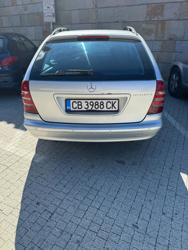 Mercedes-Benz C 320, снимка 4 - Автомобили и джипове - 53168737