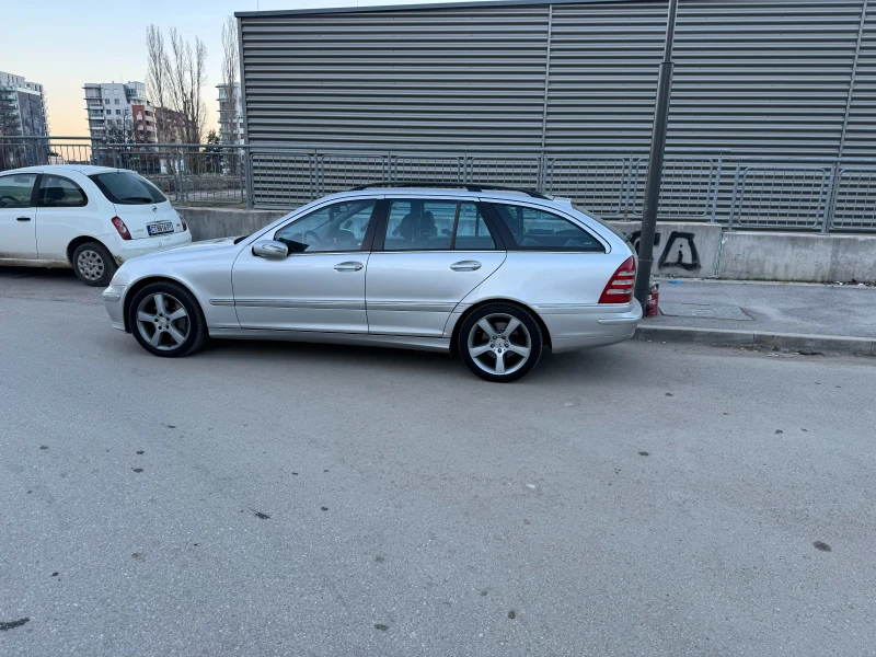 Mercedes-Benz C 320, снимка 6 - Автомобили и джипове - 53168737
