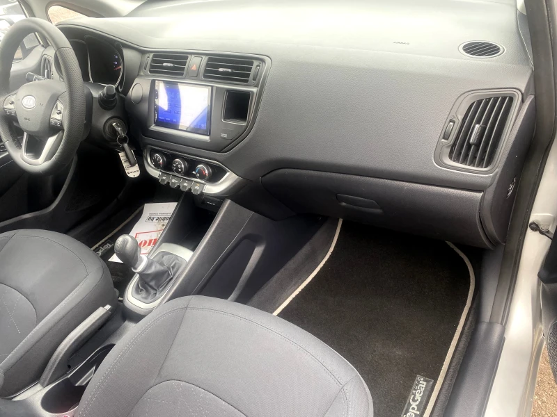 Kia Rio 1.2CRDI Multimedia Перфектна, снимка 11 - Автомобили и джипове - 53219024