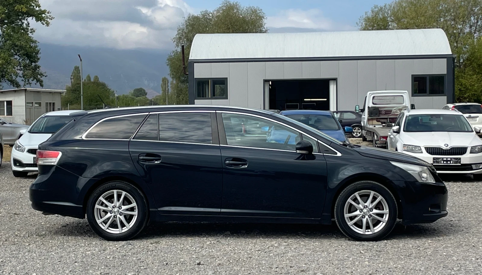 Toyota Avensis 2.2 D-4D 150к.с * Климатроник*  - изображение 7