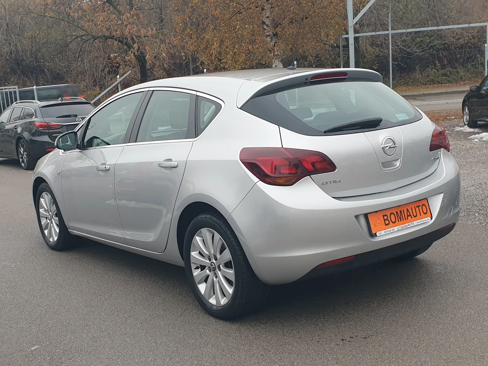 Opel Astra 1.7CDTi* EURO-5A* KLIMATRONIK* HATCHBACK - изображение 6