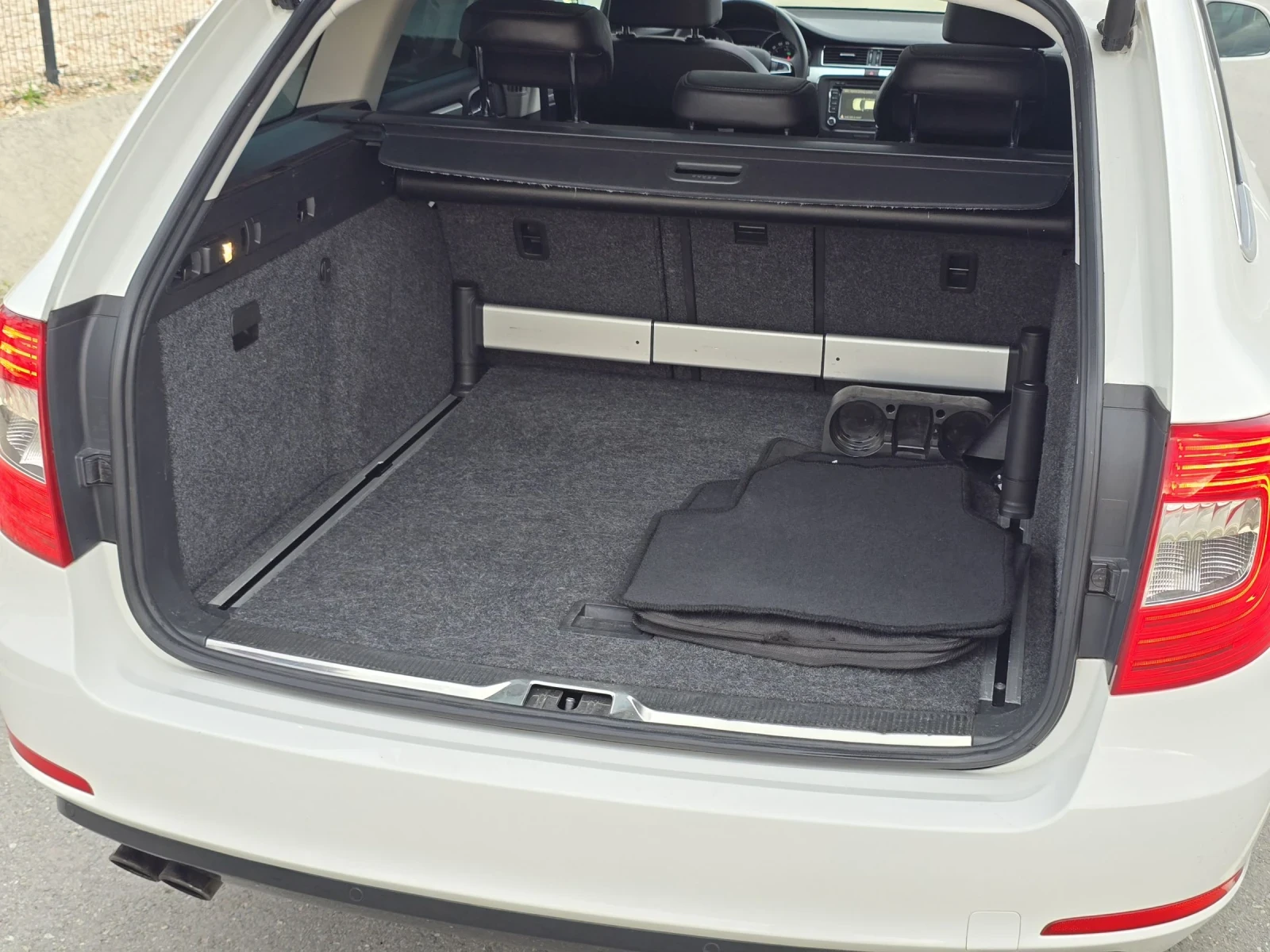 Skoda Superb 2.0TDi/4X4/NAVI/KOJA/PANORAMA/FULL - изображение 10