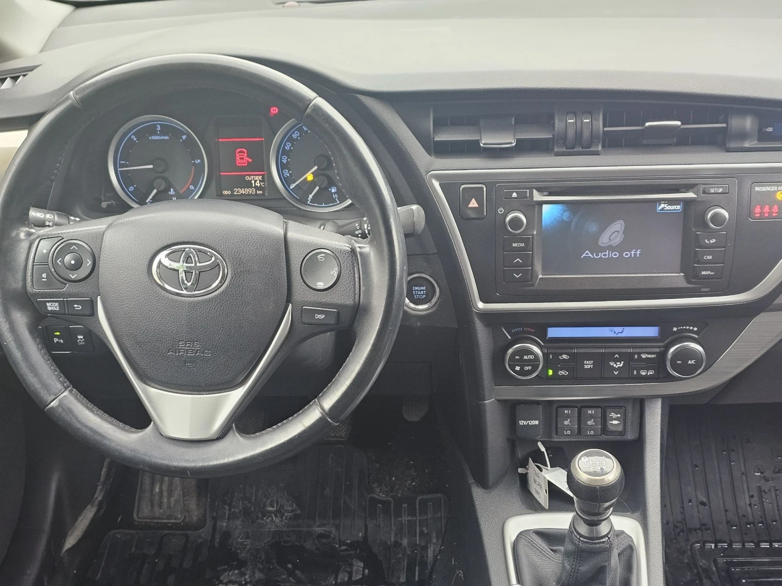 Toyota Auris 1.4 D4-D  - изображение 7