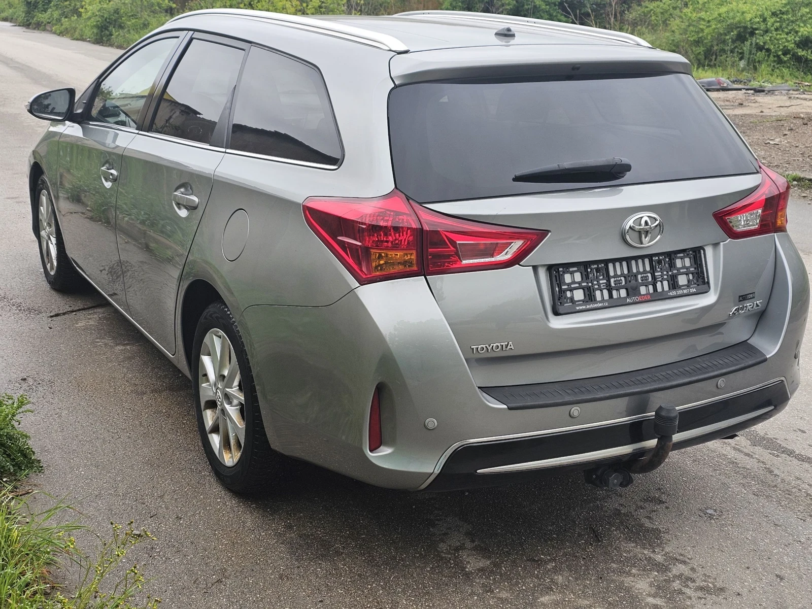 Toyota Auris 1.4 D4-D  - изображение 3