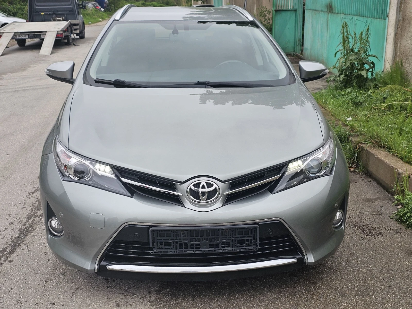 Toyota Auris 1.4 D4-D  - изображение 2