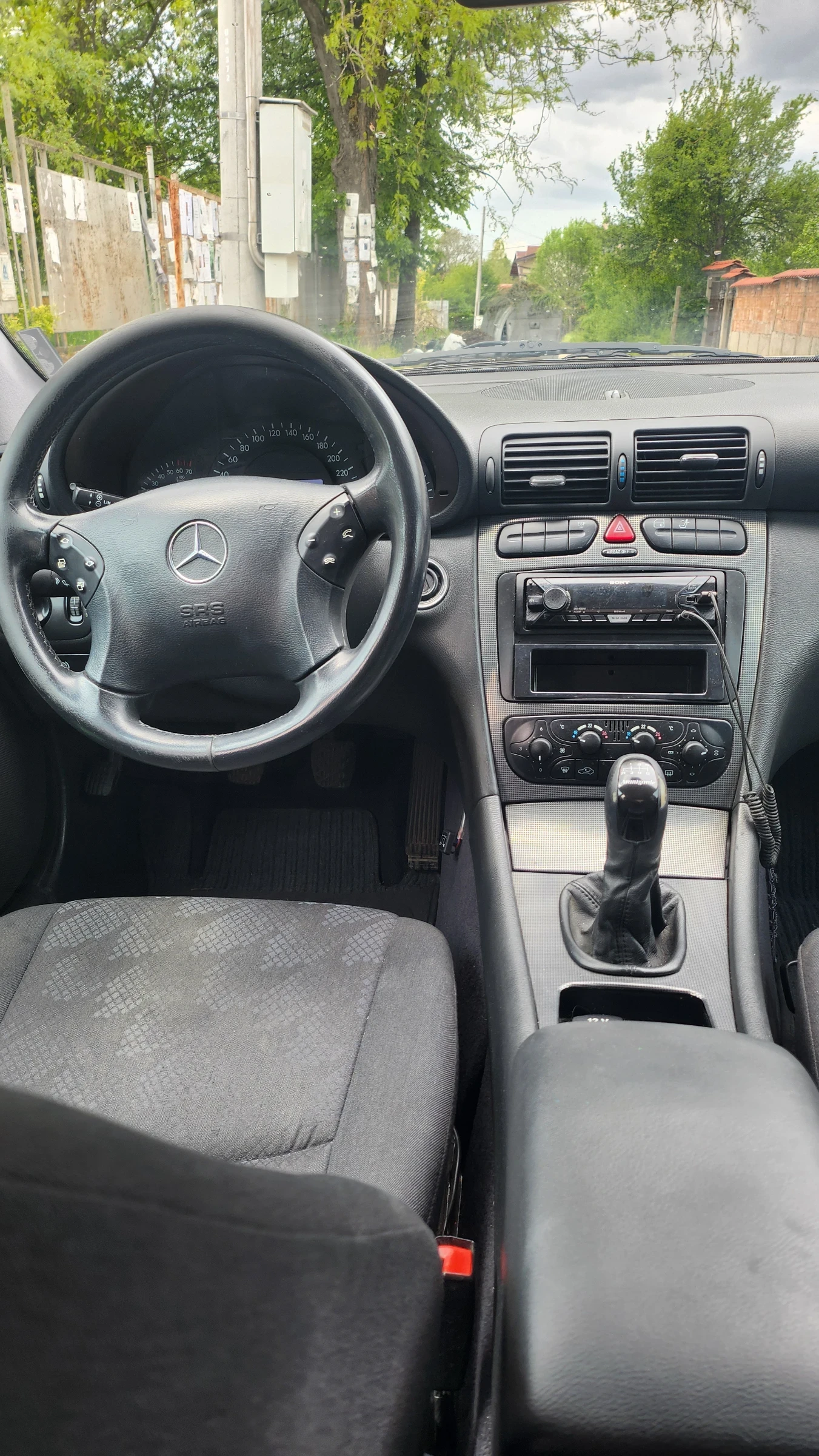 Mercedes-Benz C 200  - изображение 6