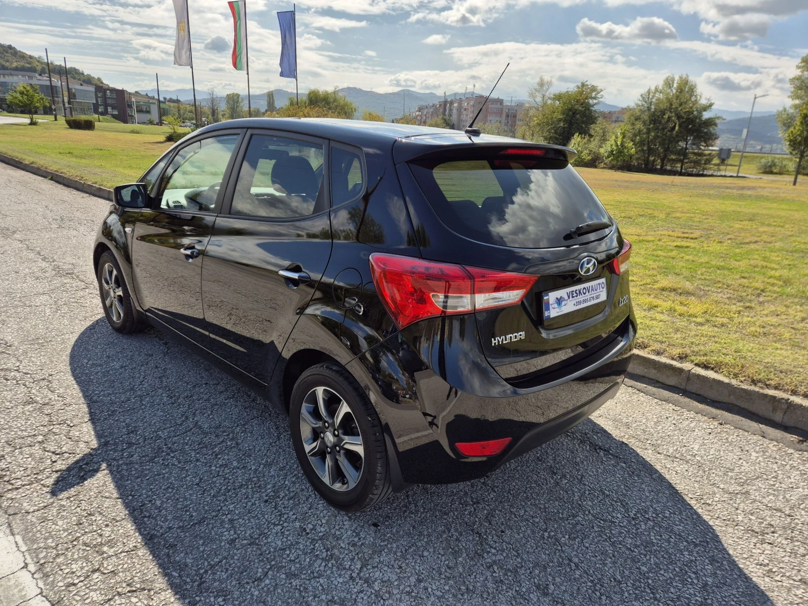 Hyundai I20 1.6  - изображение 6