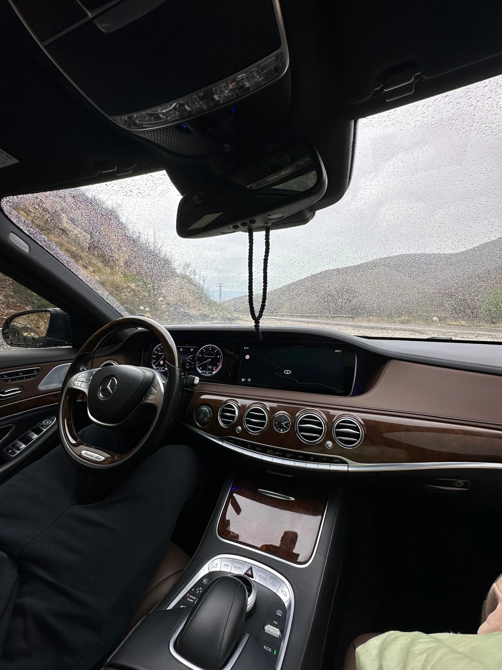 Mercedes-Benz S 550  - изображение 7