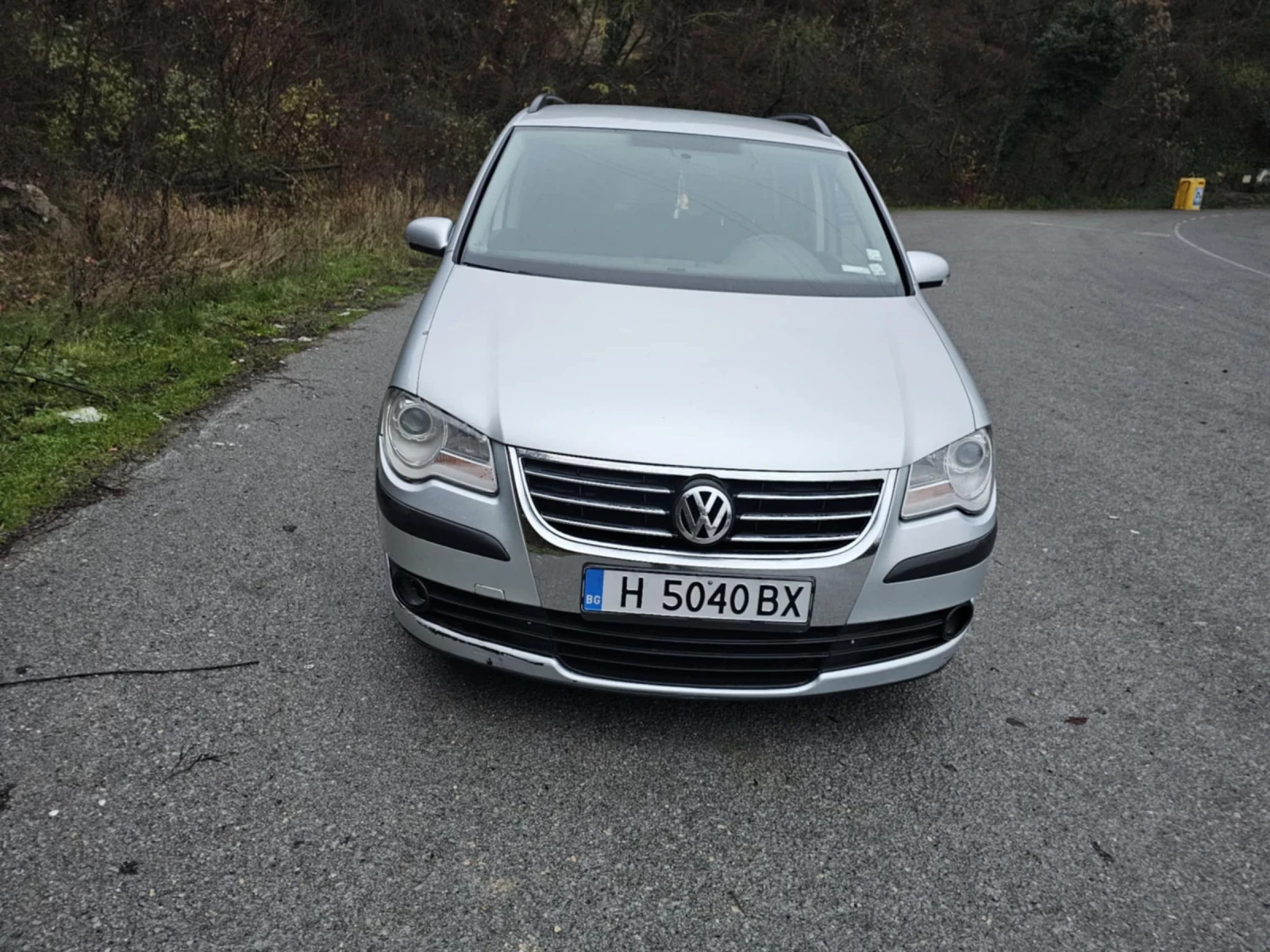 VW Touran Хечбек - изображение 2