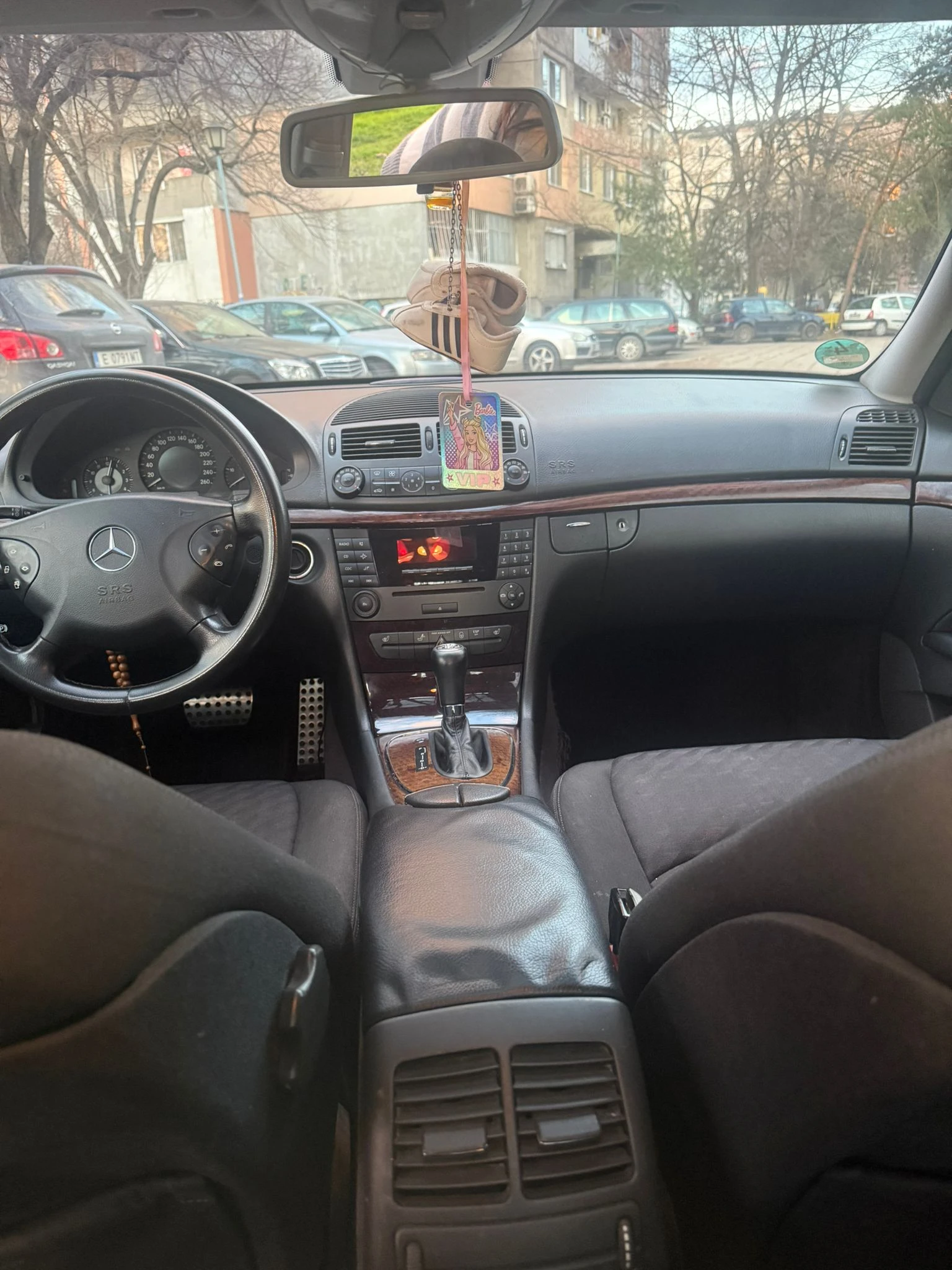 Mercedes-Benz E 220  - изображение 6