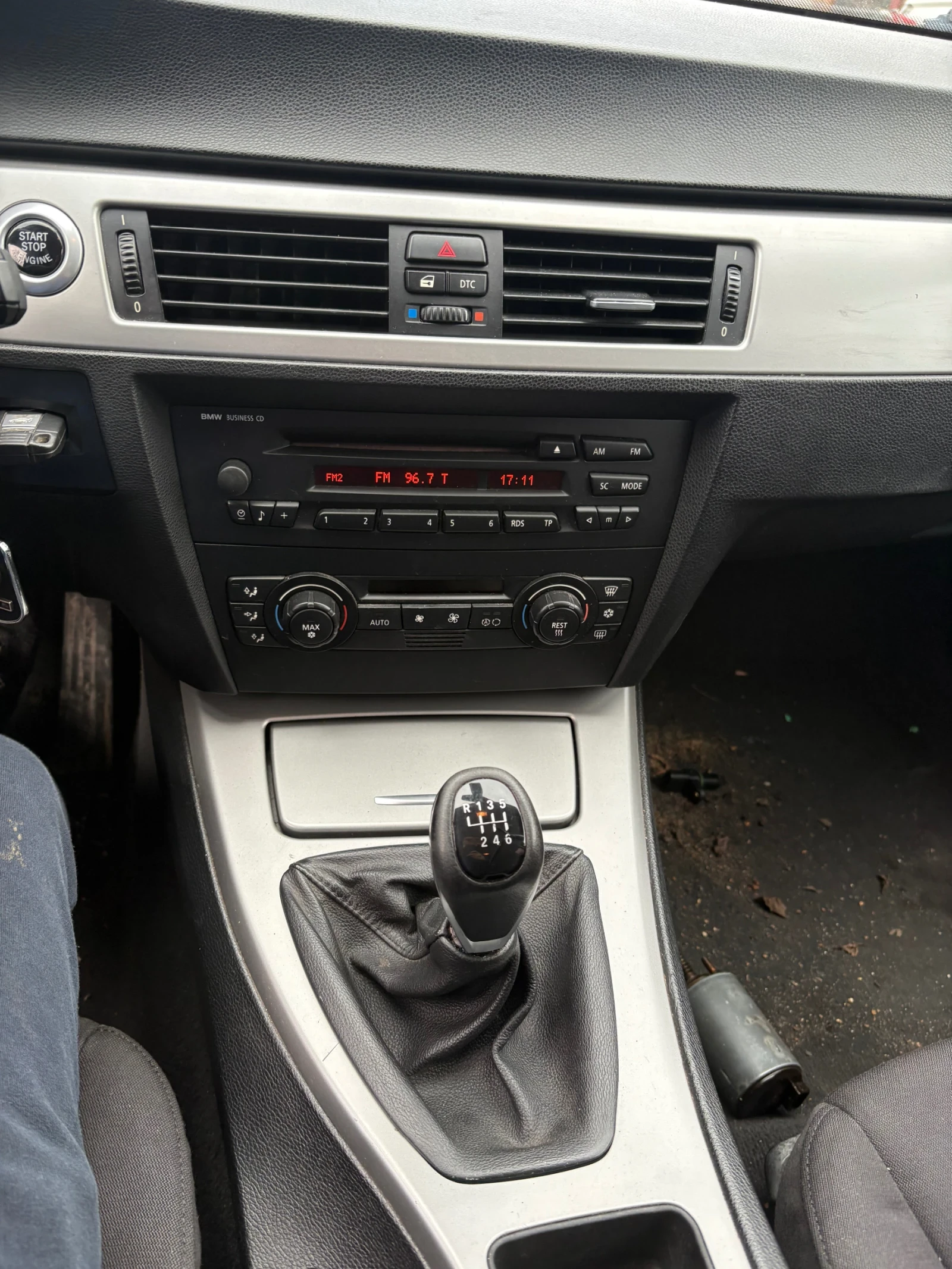 BMW 320 320, снимка 11 - Автомобили и джипове - 53758336