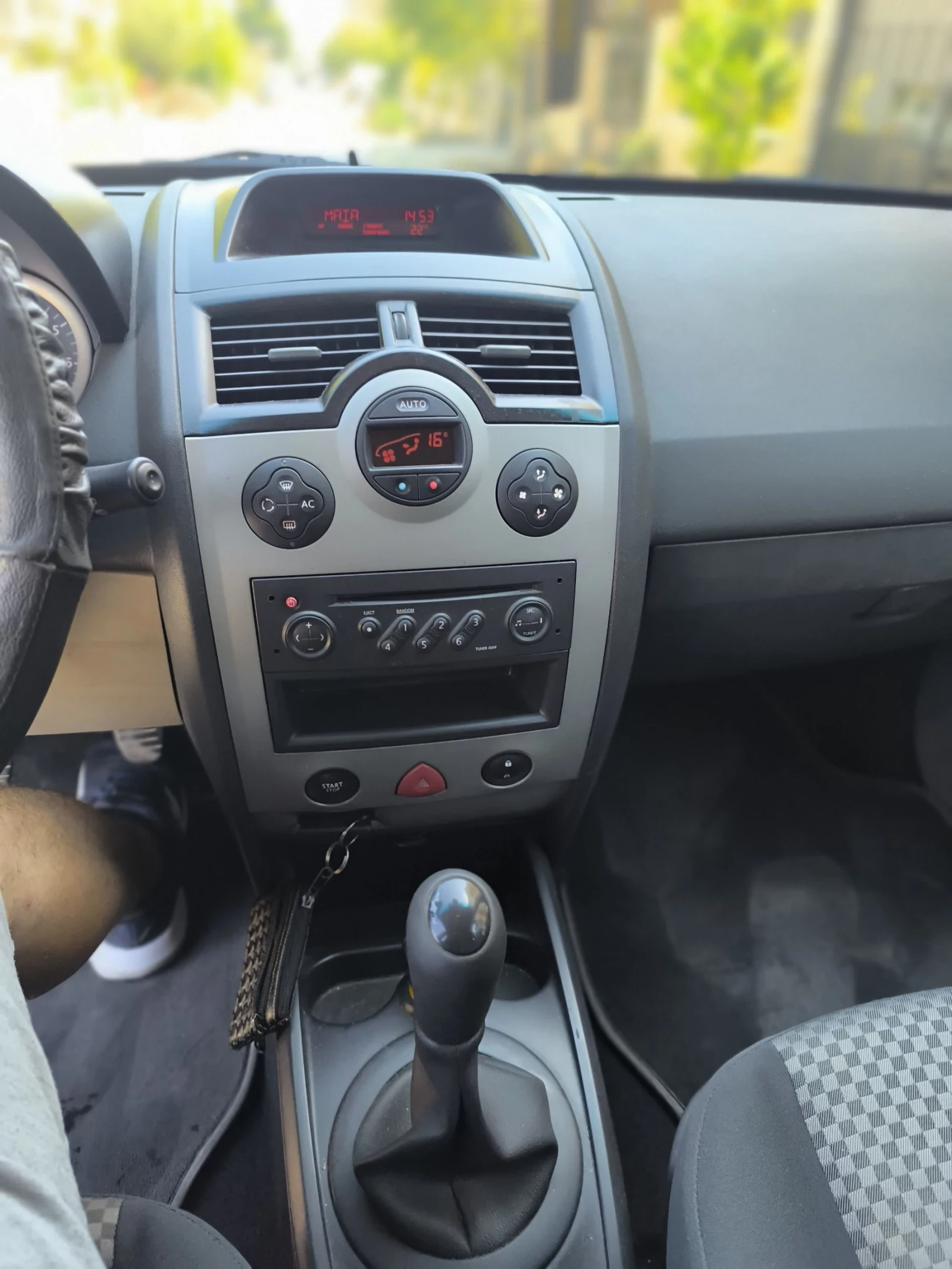 Renault Megane, снимка 5 - Автомобили и джипове - 53937763