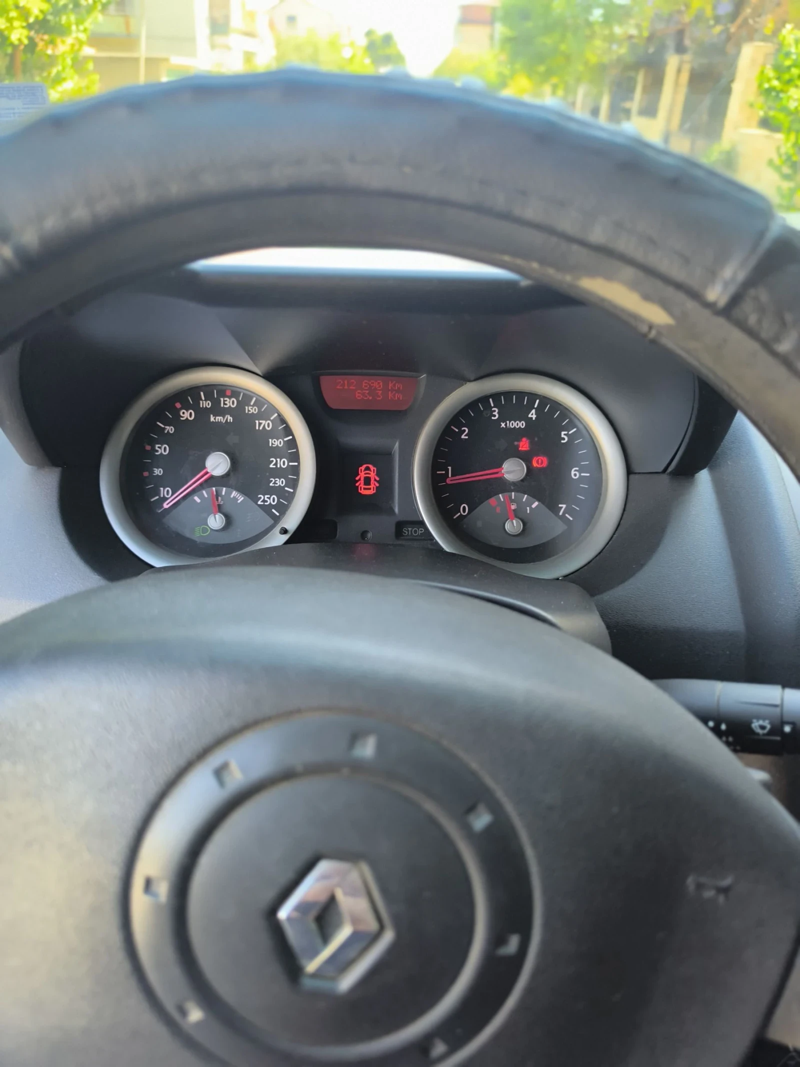 Renault Megane, снимка 9 - Автомобили и джипове - 53937763