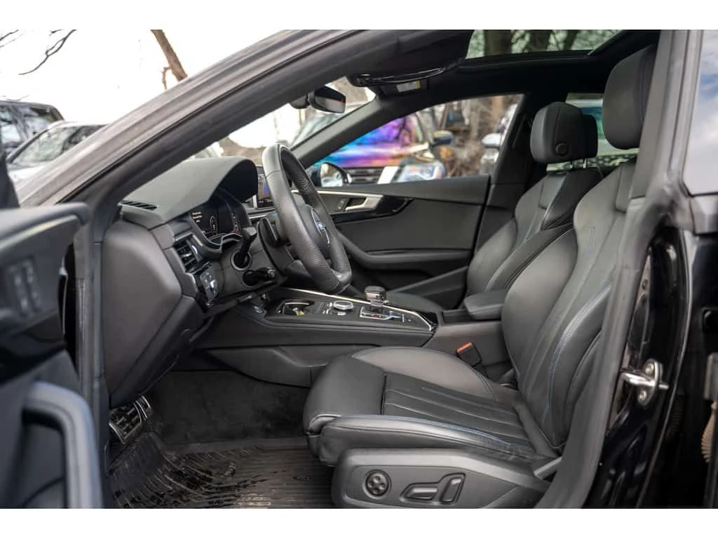 Audi A5 * Progressiv 45 TFSI quattro| S line| Sunroof| Nav, снимка 8 - Автомобили и джипове - 54057974