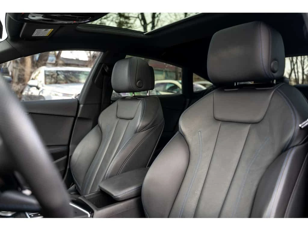 Audi A5 * Progressiv 45 TFSI quattro| S line| Sunroof| Nav, снимка 9 - Автомобили и джипове - 54057974