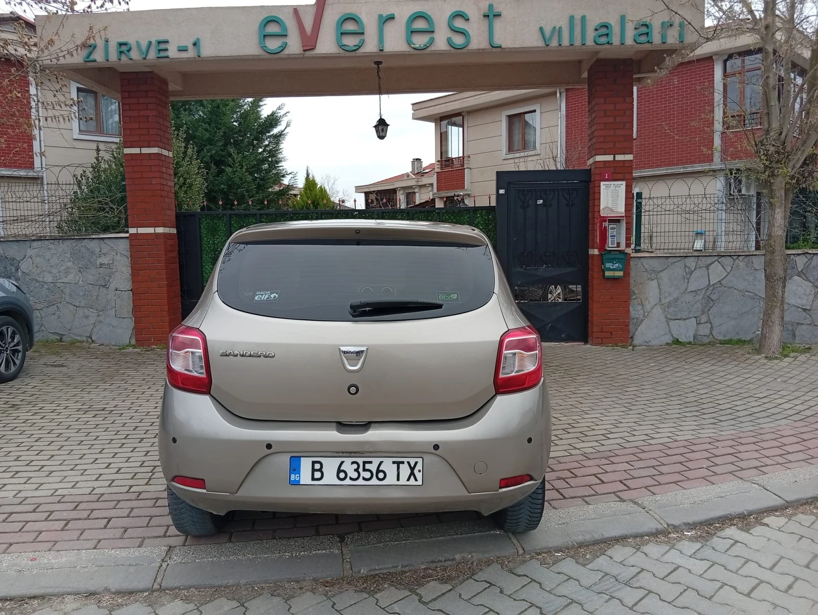 Dacia Sandero, снимка 10 - Автомобили и джипове - 54135490