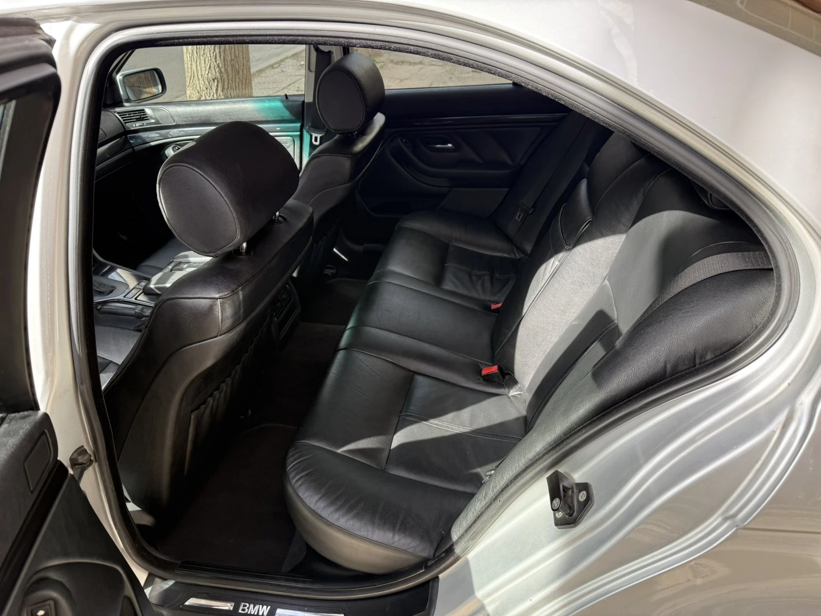 BMW 530 3.0 D, снимка 3 - Автомобили и джипове - 54413639