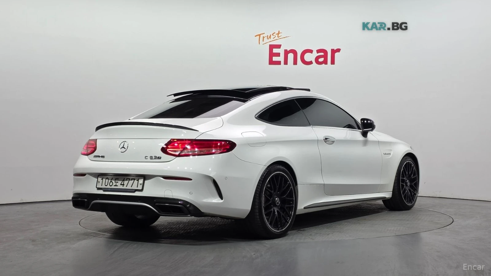 Mercedes-Benz C 63 AMG S* BURMASTER* КОЖА* ПОДГРЕВ* ПАНОРАМА* LANE ASS* , снимка 2 - Автомобили и джипове - 54812016