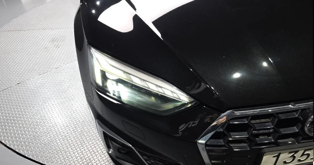 Audi A5 40 TDI Quattro/ Head Up / ОБДУХ/ DISTRONIC/2 КЛЮЧА, снимка 5 - Автомобили и джипове - 54875522