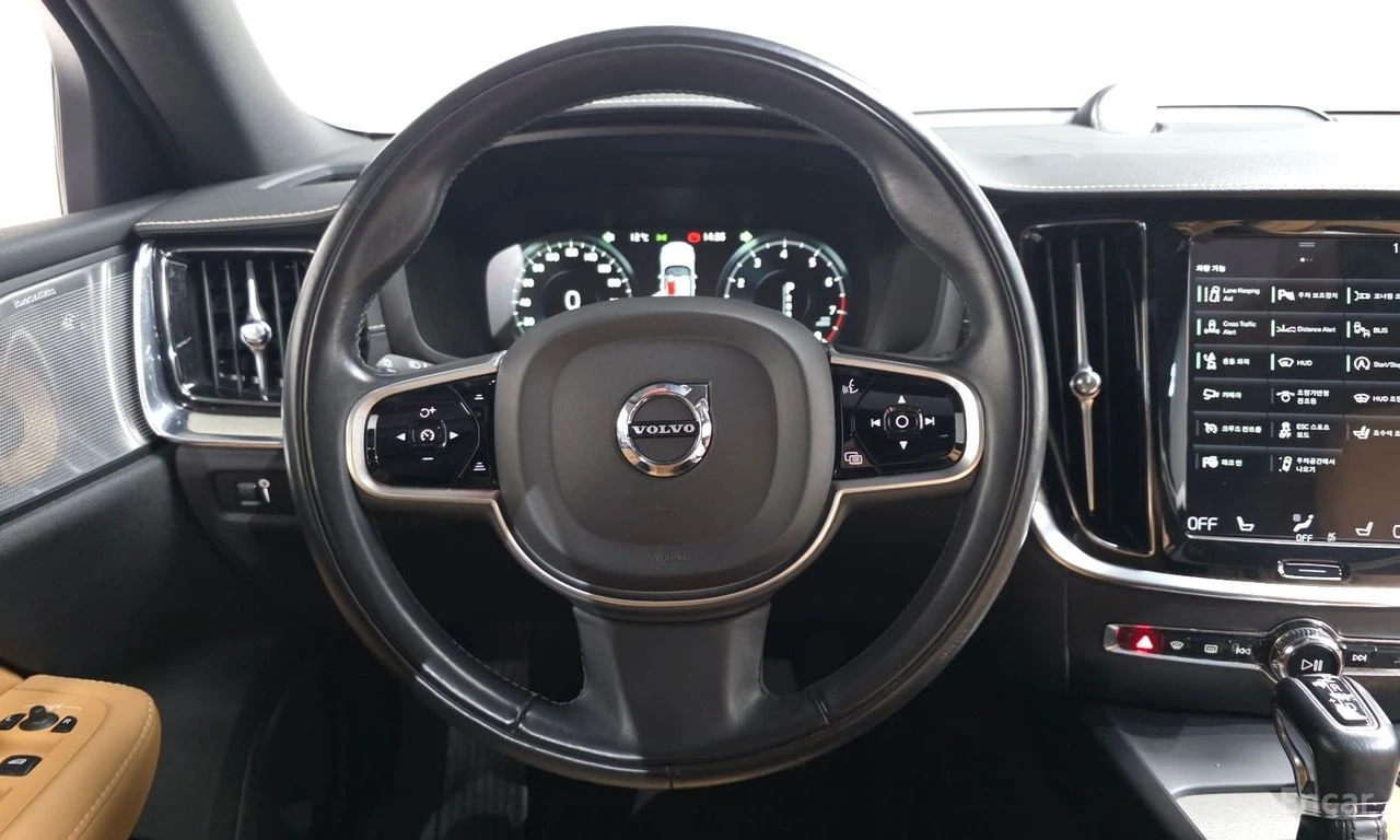 Volvo V60 Cross Country 2nd GEN* T5* PRO* AWD* , снимка 4 - Автомобили и джипове - 54960406