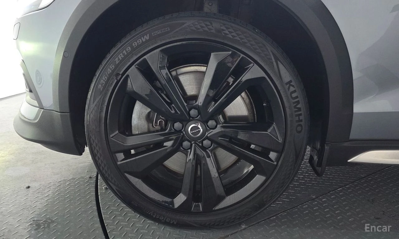 Volvo V60 Cross Country 2nd GEN* T5* PRO* AWD* , снимка 11 - Автомобили и джипове - 54960406