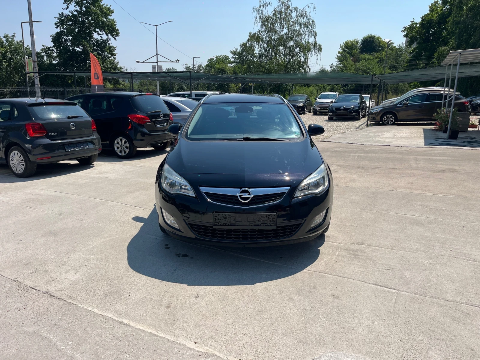 Opel Astra SPORTS TOURER, снимка 2 - Автомобили и джипове - 55058309