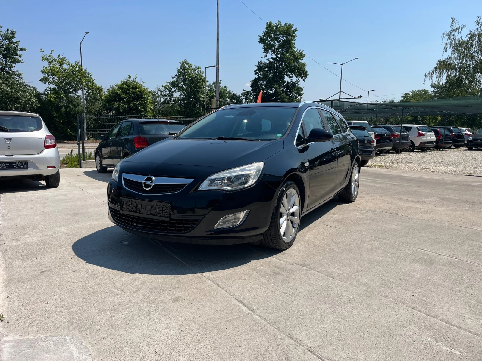 Opel Astra SPORTS TOURER, снимка 3 - Автомобили и джипове - 55058309