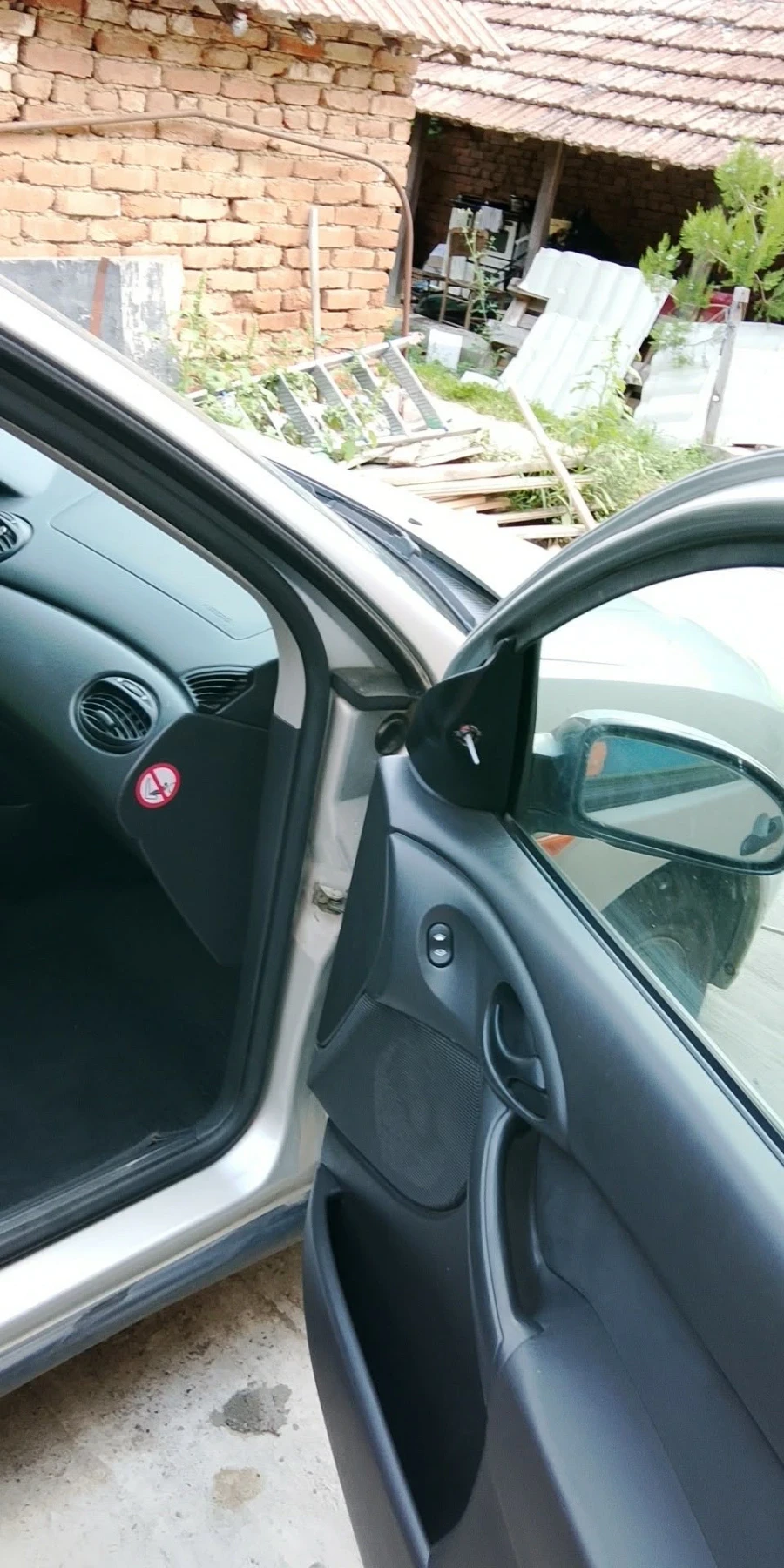 Ford Focus 1.6 , снимка 7 - Автомобили и джипове - 55152608
