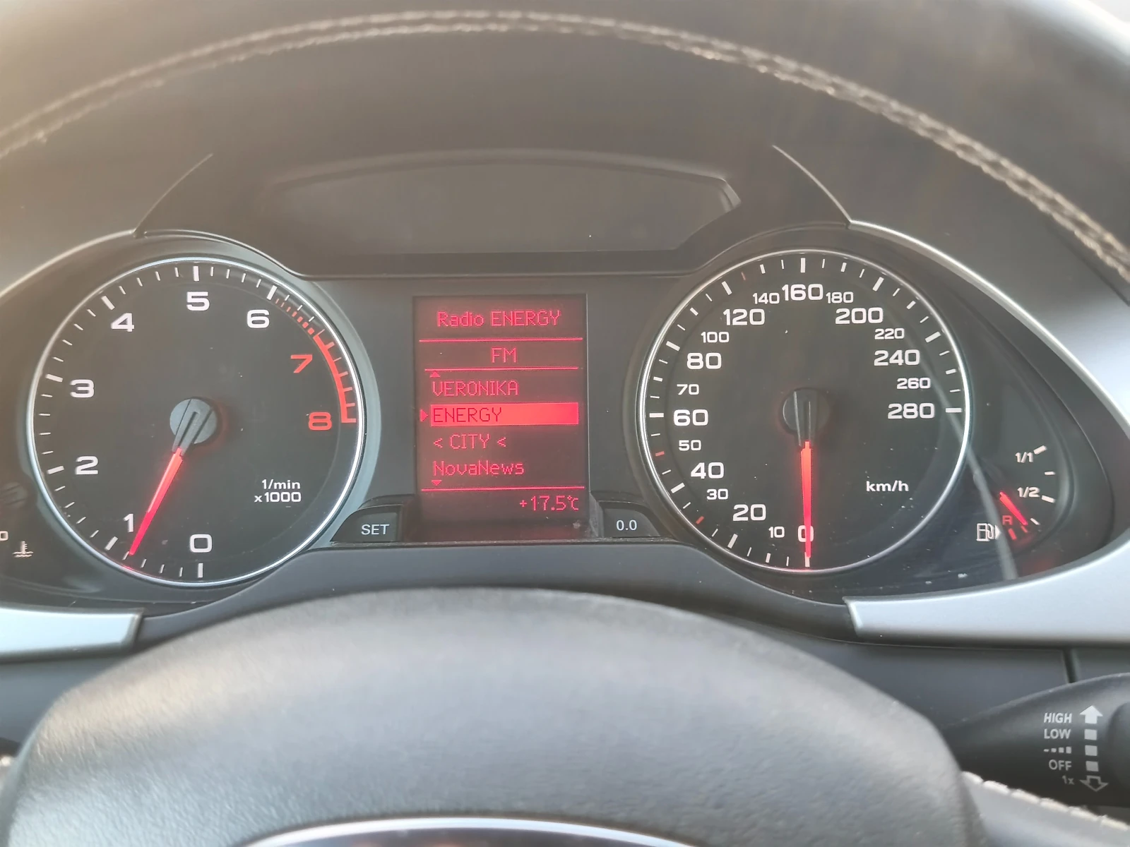 Audi A4 2.0TFSI Quattro Швейцария, снимка 14 - Автомобили и джипове - 55567317