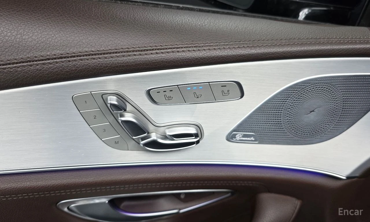 Mercedes-Benz CLS 400 AMG* LINE* 4MATIC* BURMESTER* ОБДУХВАНЕ* ДИСТРОНИК, снимка 7 - Автомобили и джипове - 55587113