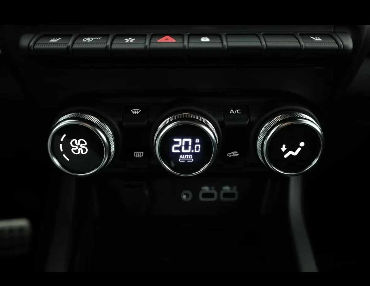 Renault Arkana Esprit Alpine MILDHYBRID 160 EDC, снимка 12 - Автомобили и джипове - 55618585