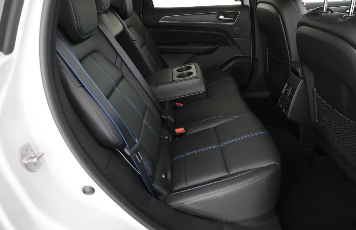 Renault Arkana Esprit Alpine MILDHYBRID 160 EDC, снимка 10 - Автомобили и джипове - 55618585