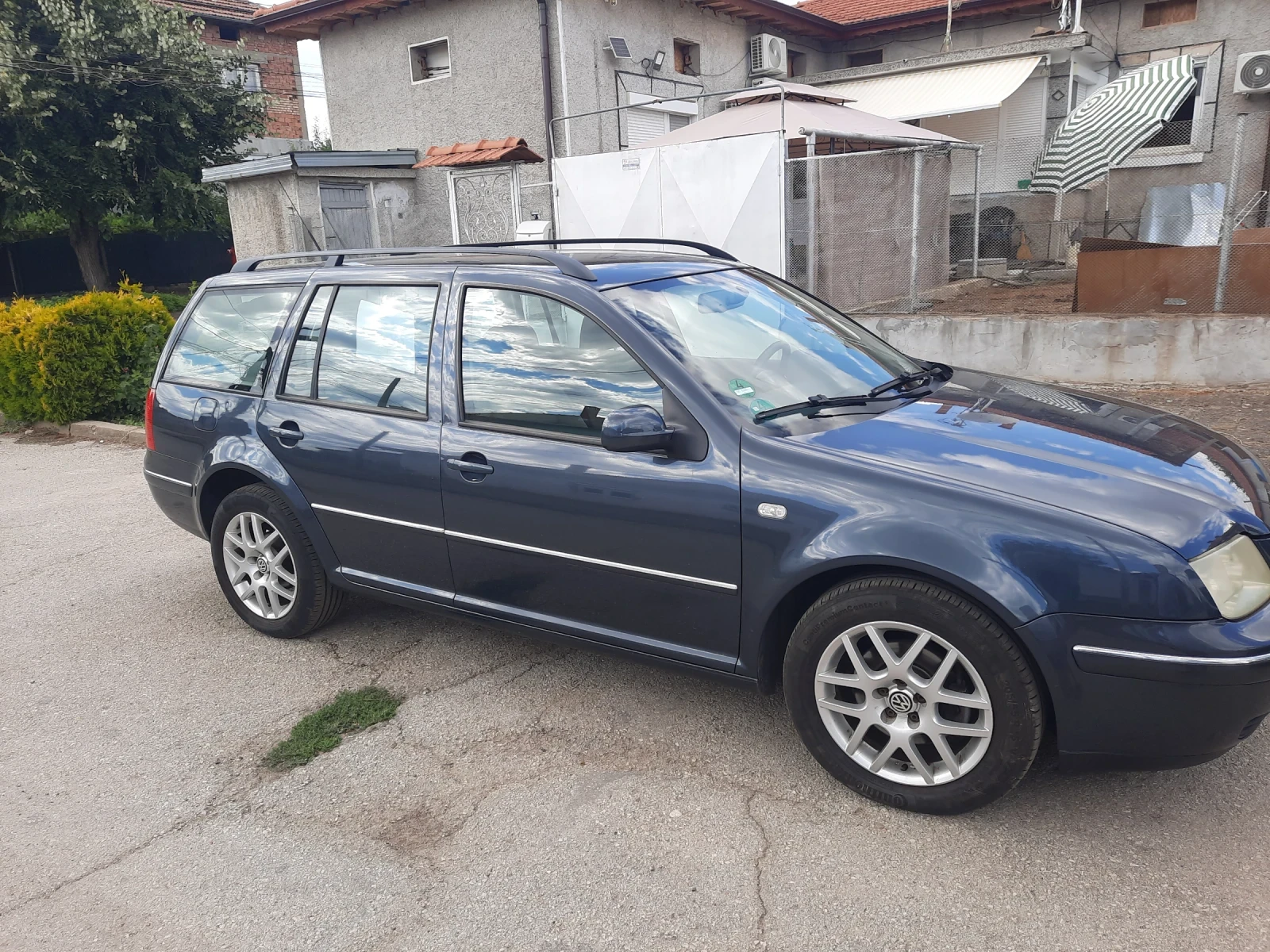 VW Bora, снимка 3 - Автомобили и джипове - 56309313