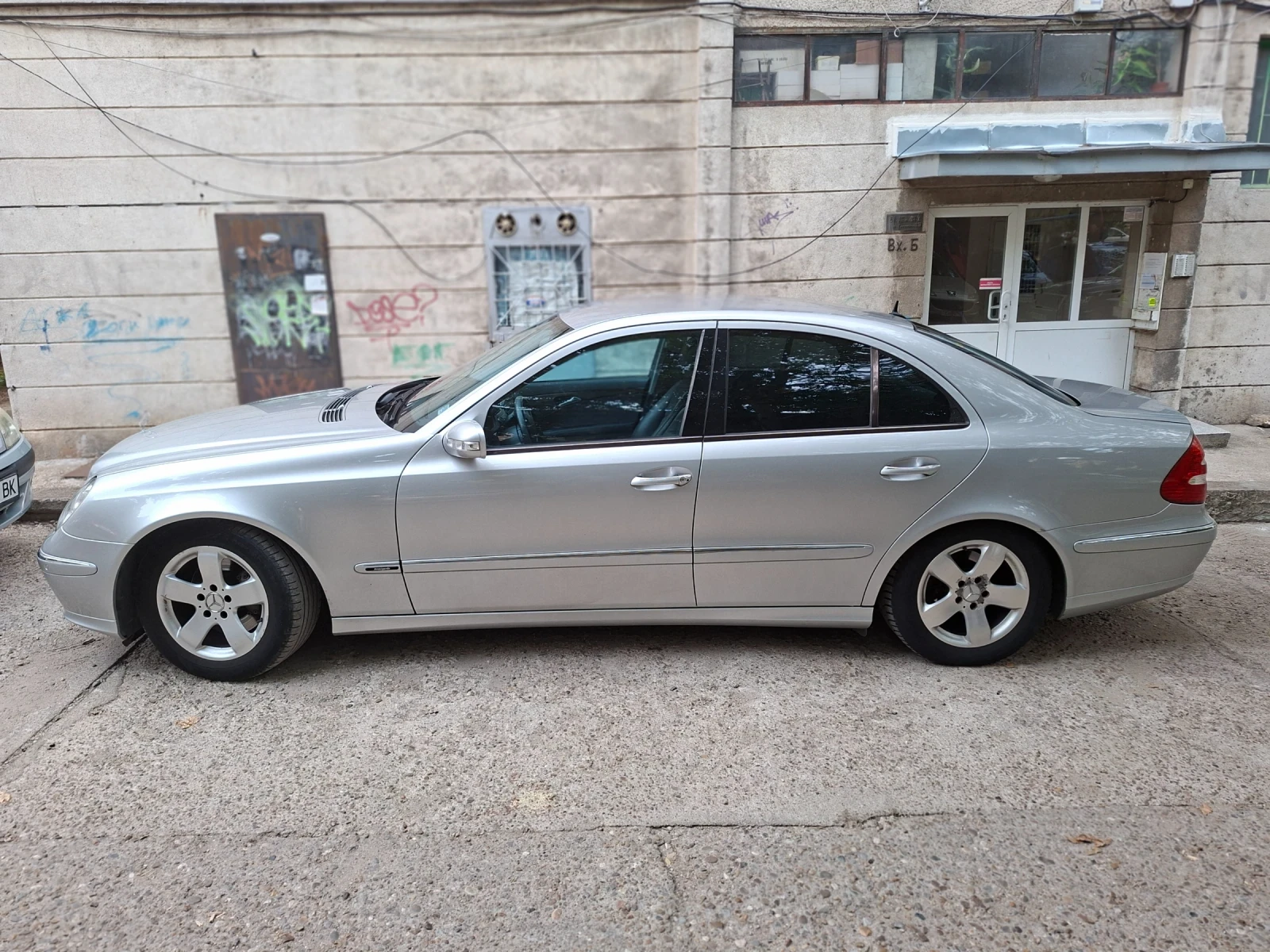 Mercedes-Benz E 320 W211