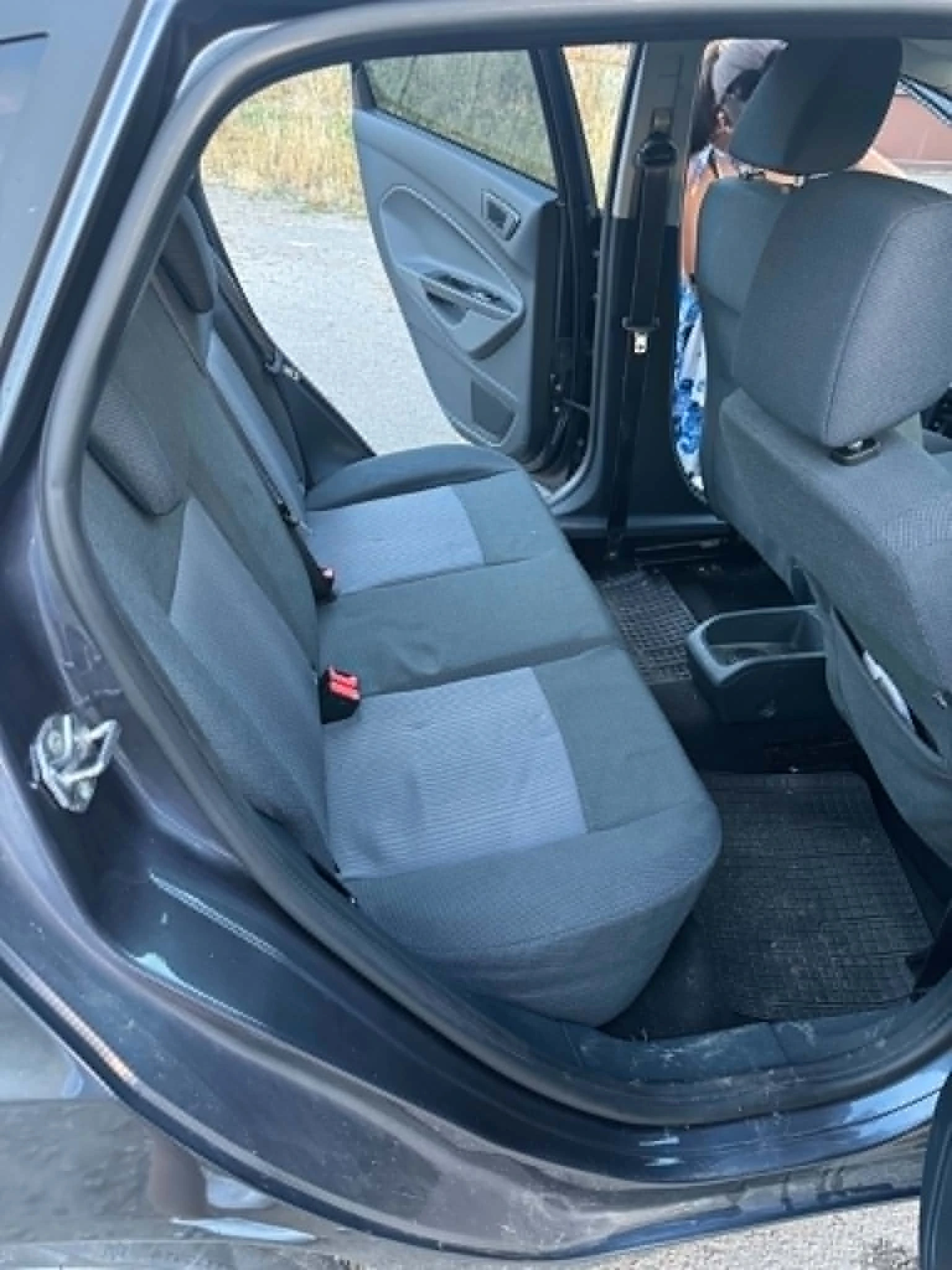 Ford Fiesta 1.4 TDCI, снимка 5 - Автомобили и джипове - 56461275