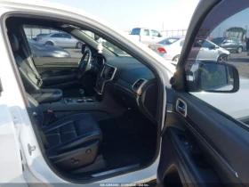 Jeep Grand cherokee LIMITED* 3.6* V6* 8ZF* ПОДГРЕВ* КАМЕРА* КЕЙЛЕС - 21999 лв. - 41322917 9
