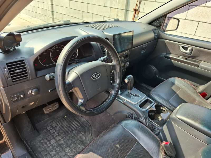 Kia Sorento, снимка 6 - Автомобили и джипове - 51396669