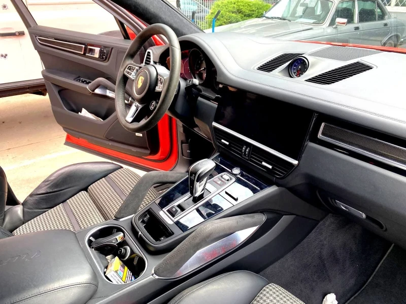 Porsche Cayenne 4.0 COUPE TURBO FULL GT DESIGN CARBON ЛИЗИНГ 100%, снимка 14 - Автомобили и джипове - 52647464