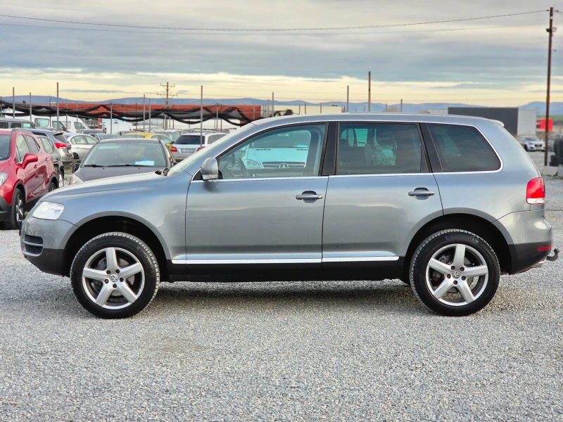 VW Touareg 4.2  на Пружини , снимка 4 - Автомобили и джипове - 53598967