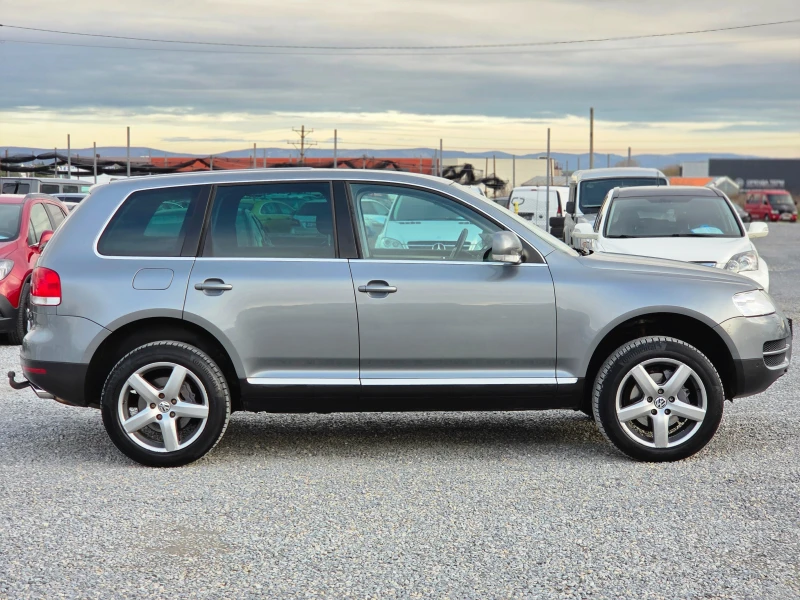 VW Touareg 4.2  на Пружини , снимка 3 - Автомобили и джипове - 53598967