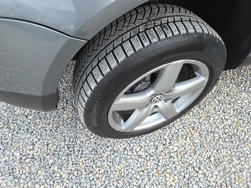 VW Touareg 4.2  на Пружини , снимка 14 - Автомобили и джипове - 53598967