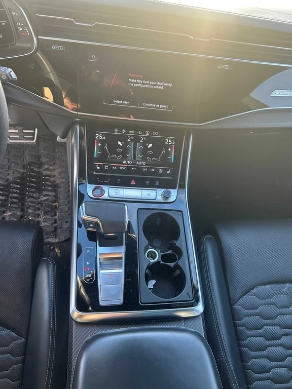 Audi RSQ8 * 4.0 TFSI quattro * CARFAX * БЕЗ ПЪРВОНАЧАЛНА ВНО, снимка 9 - Автомобили и джипове - 52967428