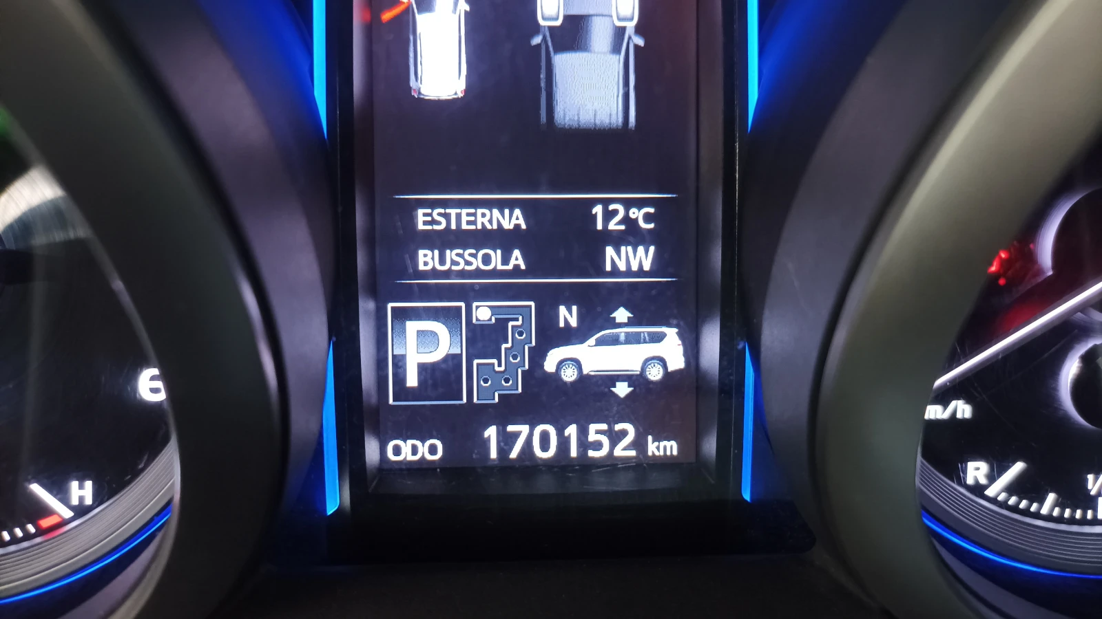 Toyota Land cruiser 150 3.0 d 360 camera | Mobile.bg   11