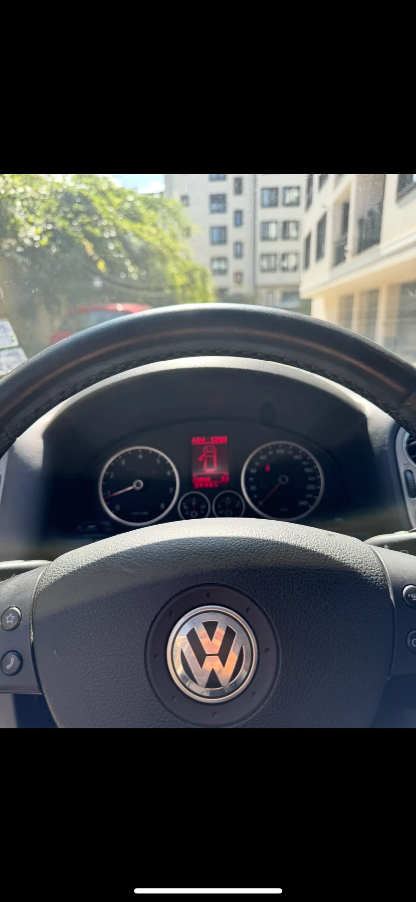 VW Tiguan Цял на части  - изображение 6