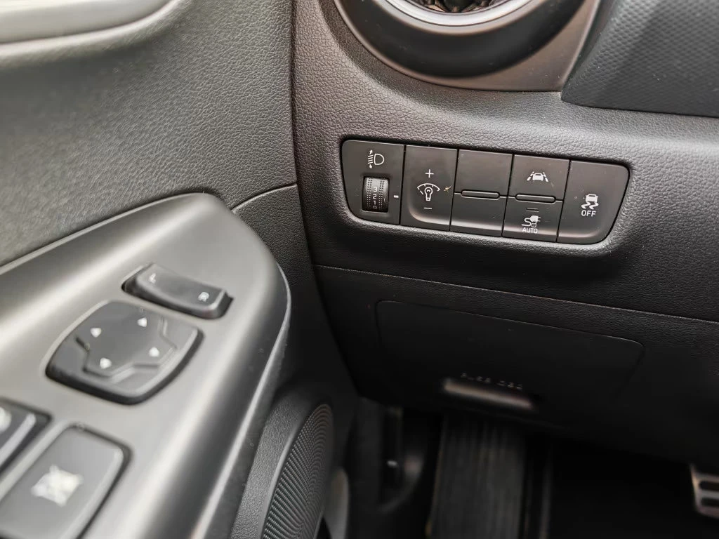 Hyundai Kona ELEKTRO/204HP/CAM/CARPLAY/KLESS/LED/HEAD-UP/254f - изображение 8