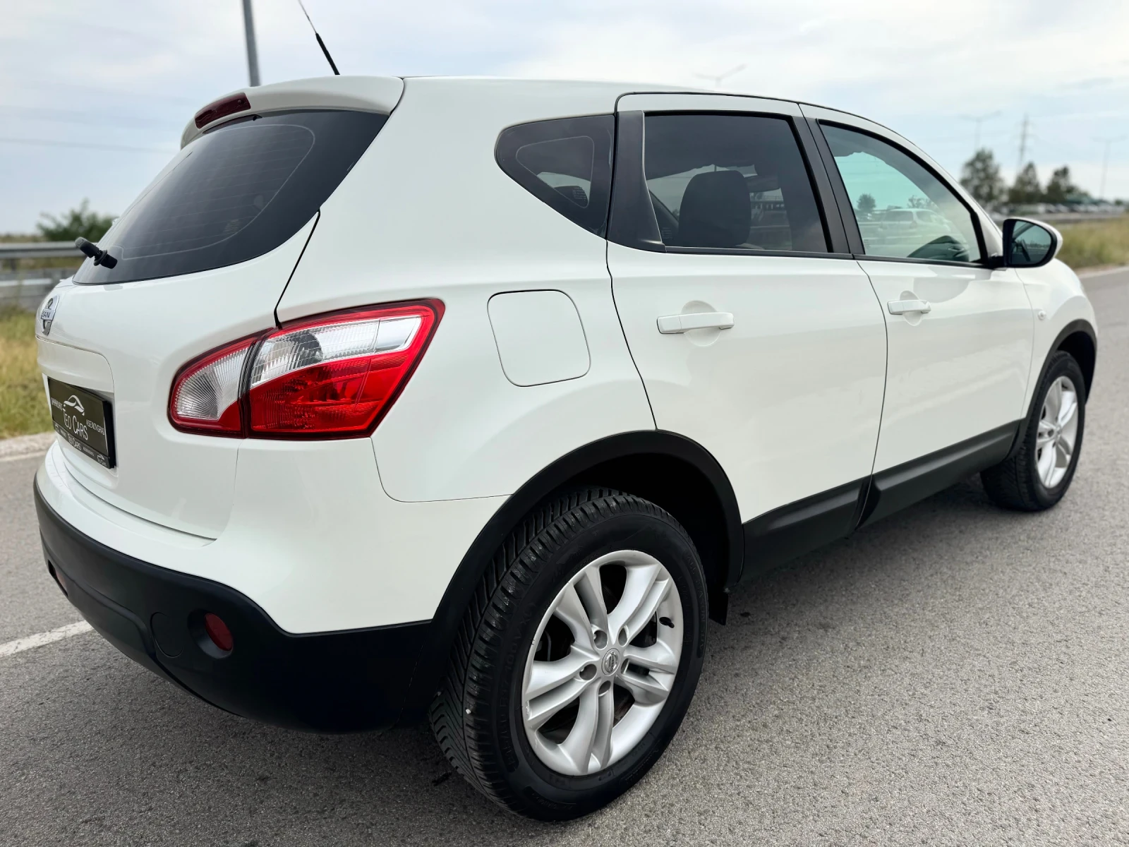 Nissan Qashqai 1.6i LPG BRC / FACELIFT / NAVI / CAMERA  - изображение 8