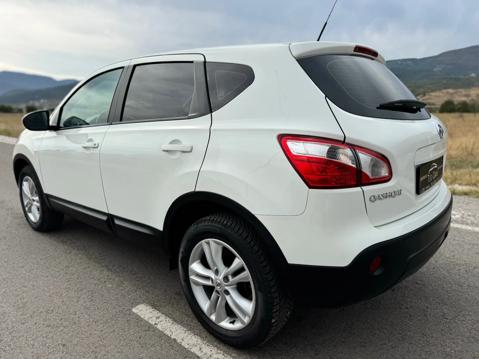 Nissan Qashqai 1.6i LPG BRC / FACELIFT / NAVI / CAMERA  - изображение 6