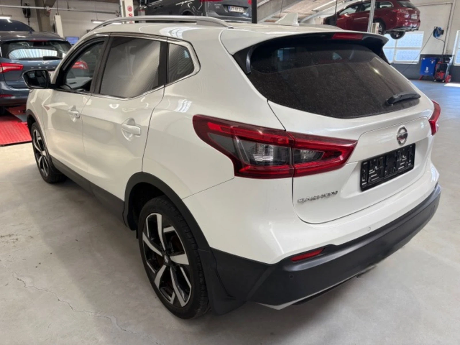 Nissan Qashqai Model 2018 | 1.6 dCi 130hp EU6 | Automatic - изображение 6